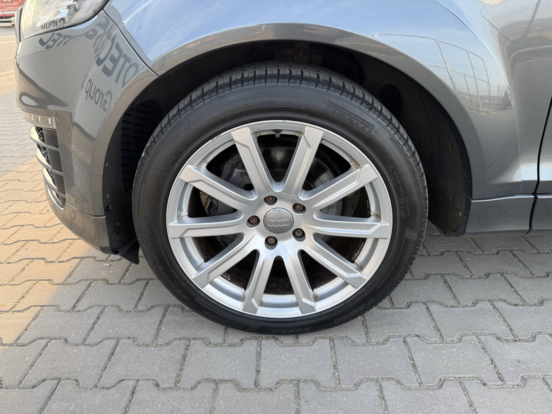 product-gallery-image