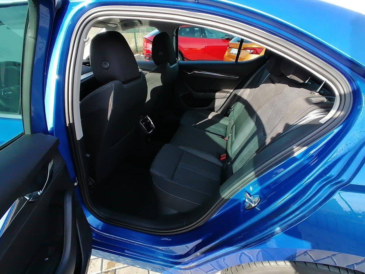 product-gallery-image