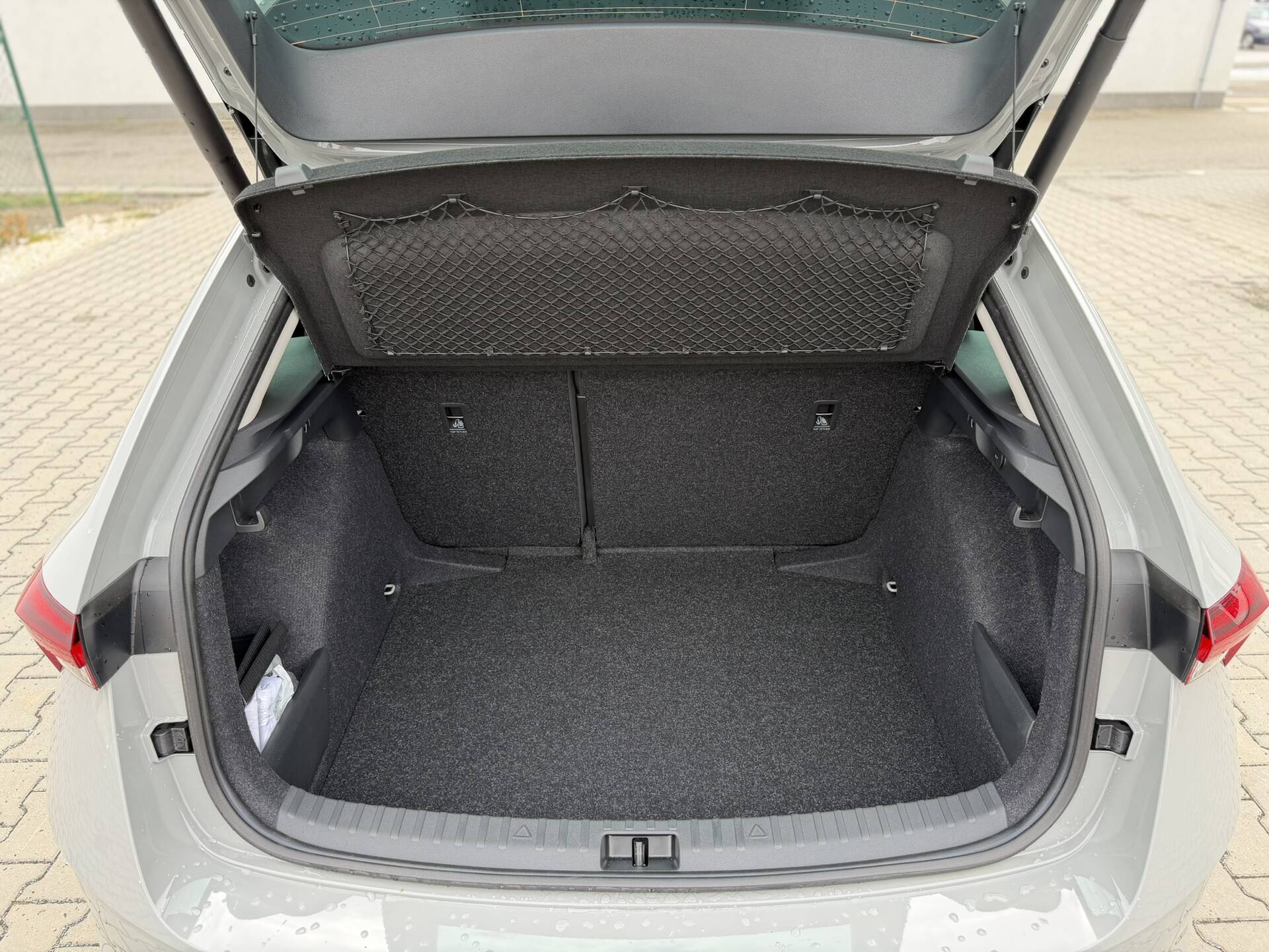product-gallery-image