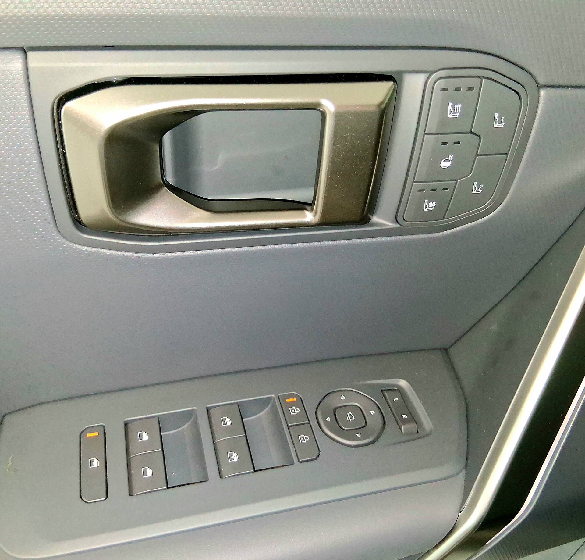 product-gallery-image