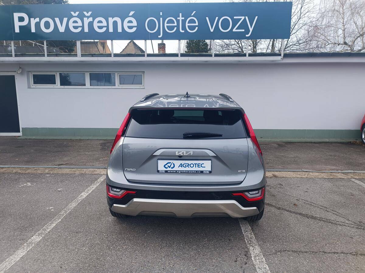 Kia Niro 1.6 GDI 104kW HEV Style DCT