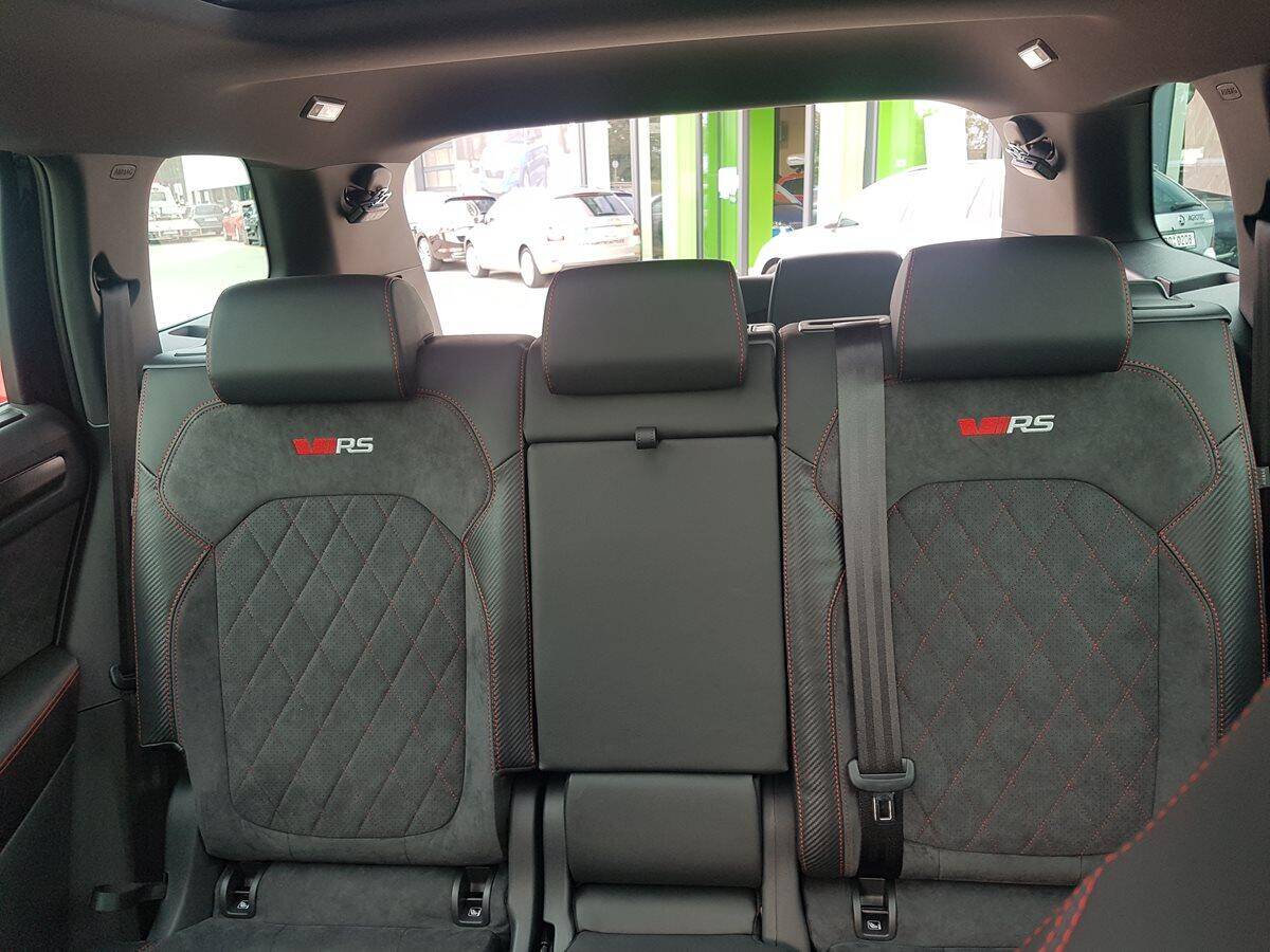 product-gallery-image