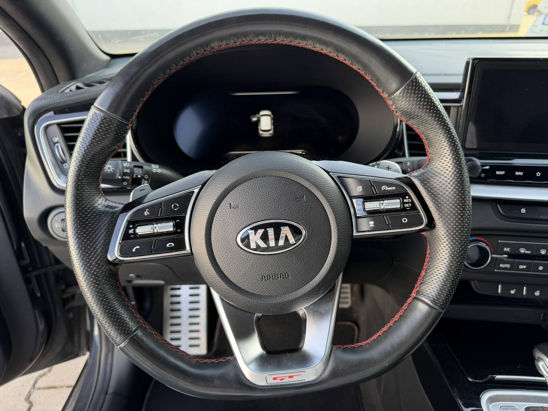 product-gallery-image