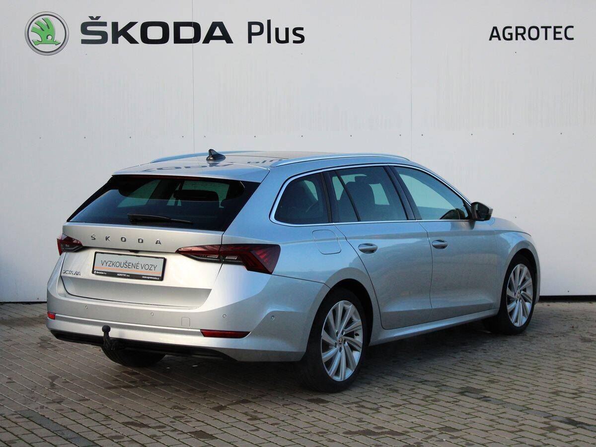 Škoda Octavia 2.0 TDI 110kW DSG Style Combi