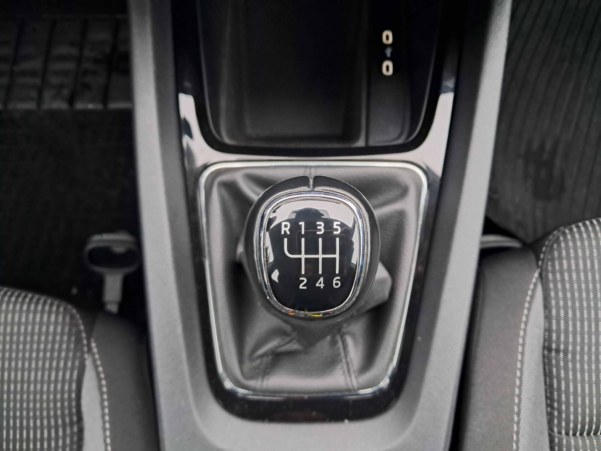 product-gallery-image