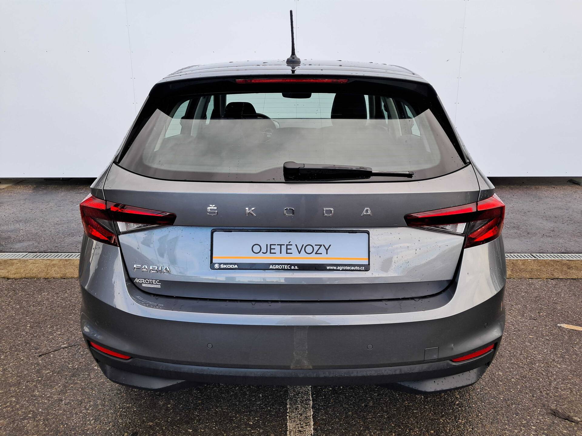 product-gallery-image