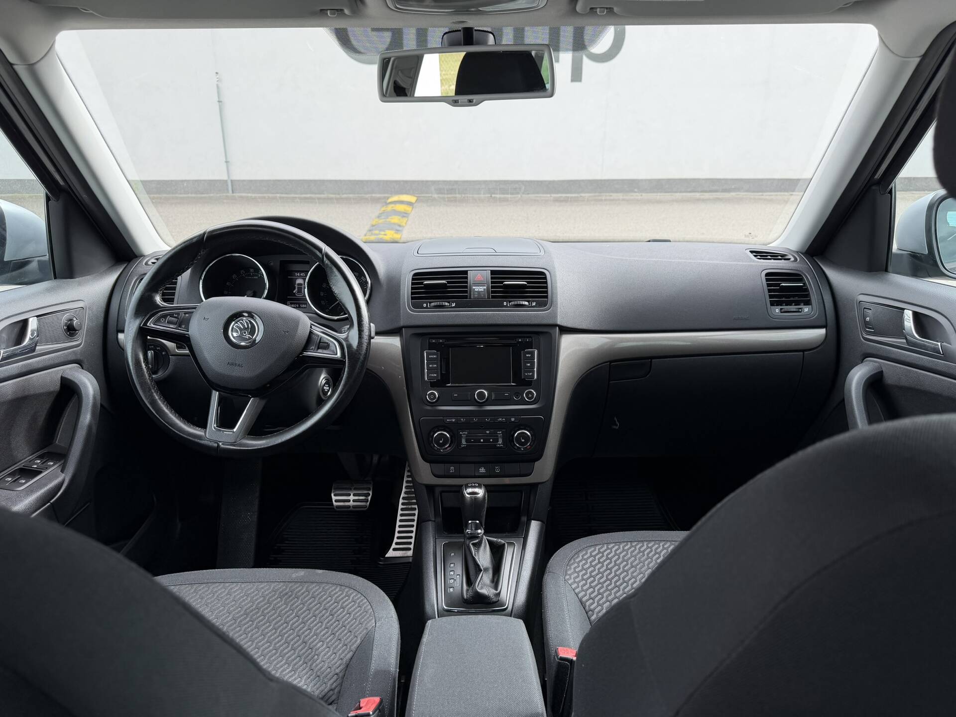 product-gallery-image