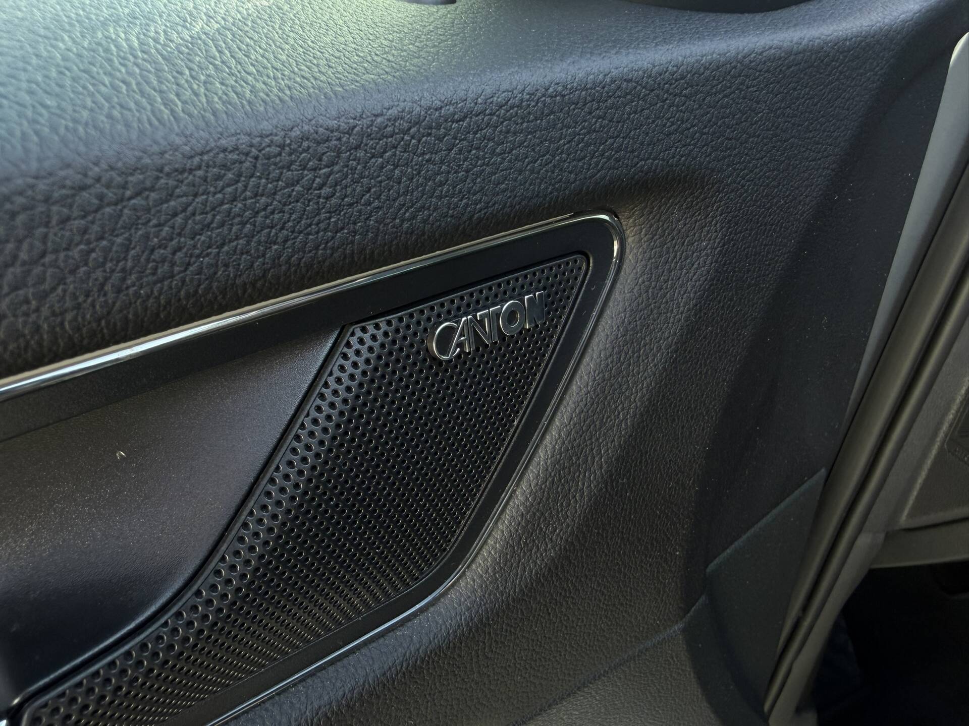 product-gallery-image