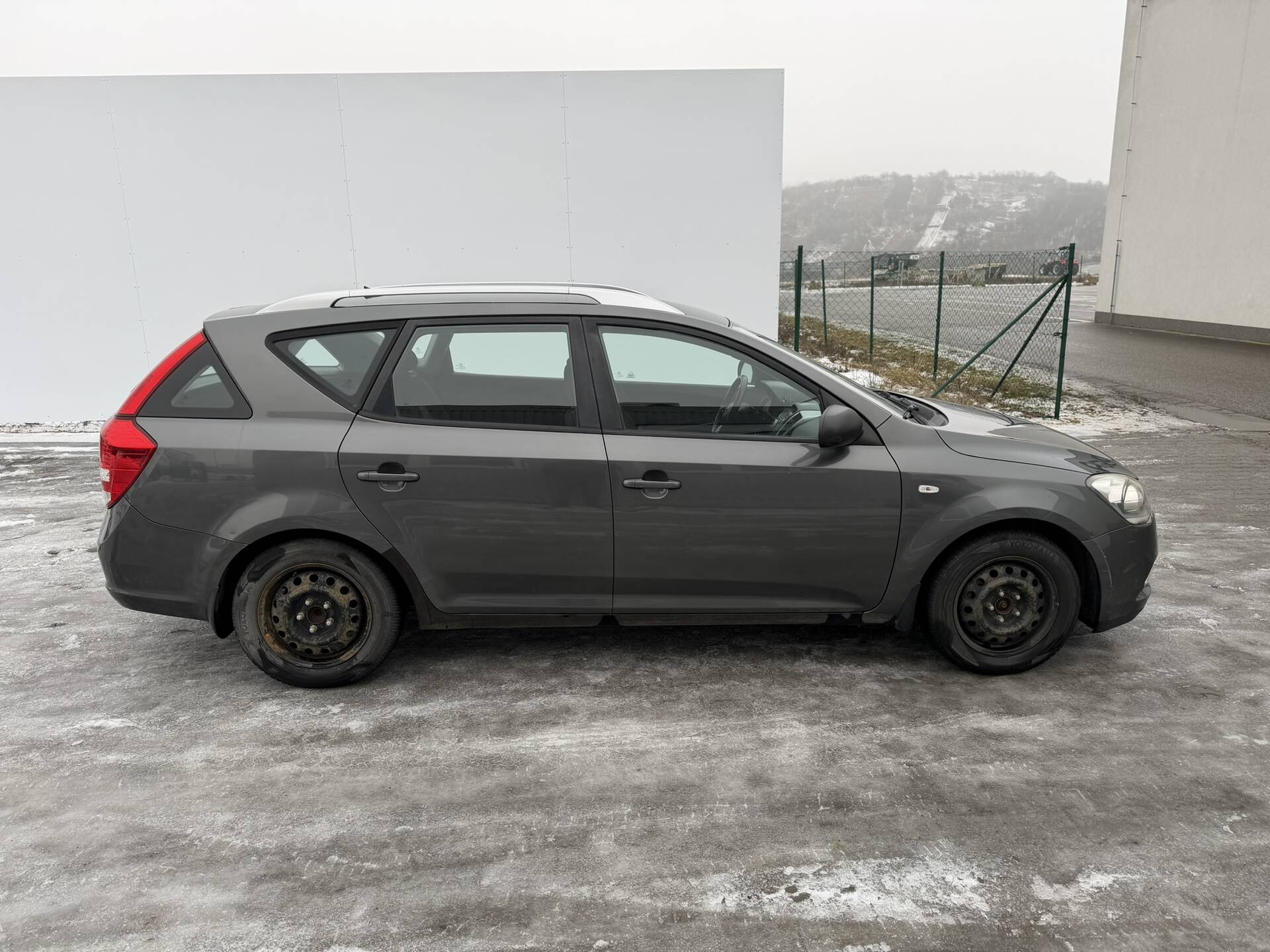 product-gallery-image