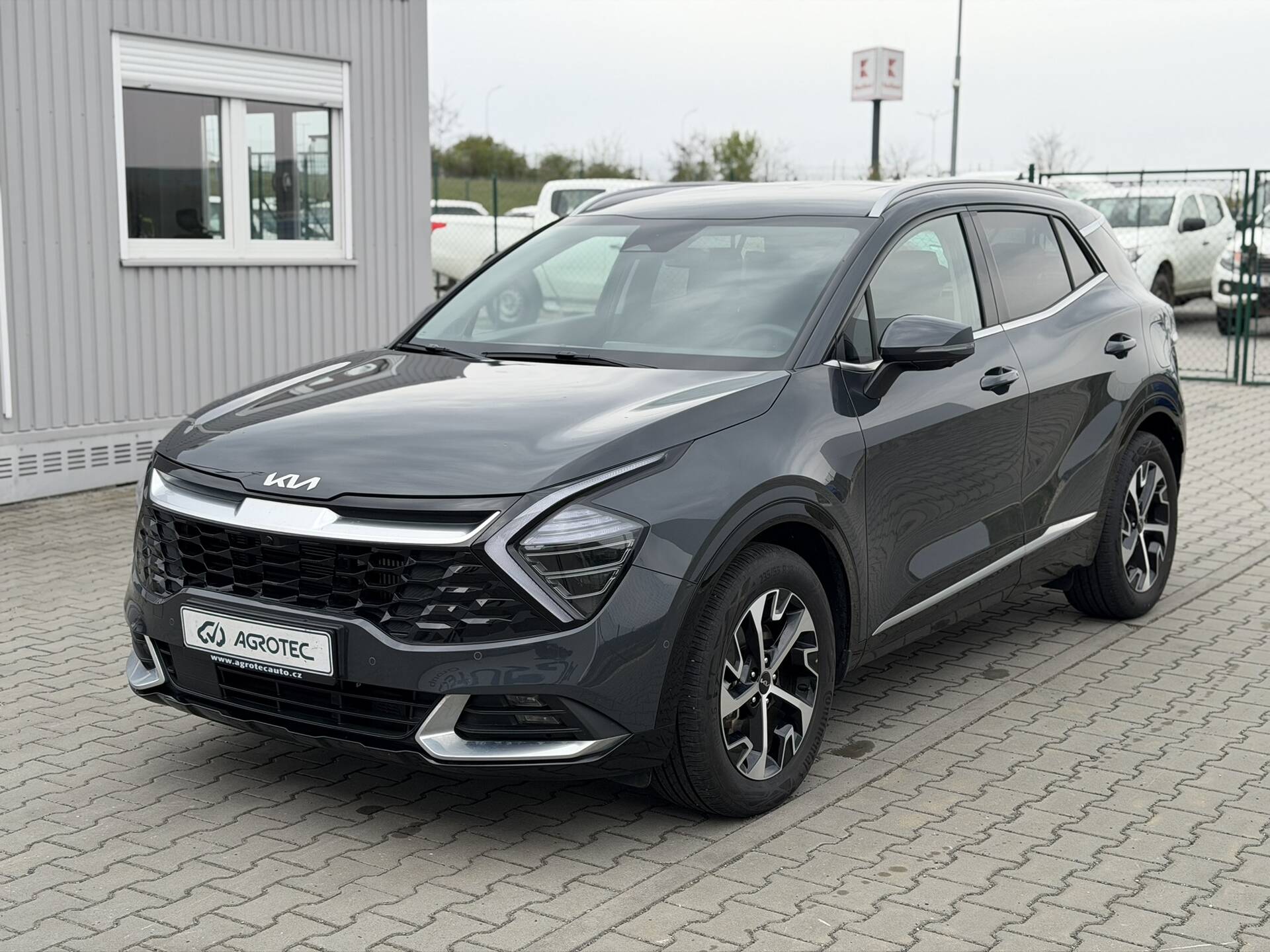 Kia Sportage 1.6 T-GDI HEV 169 kW TOP
