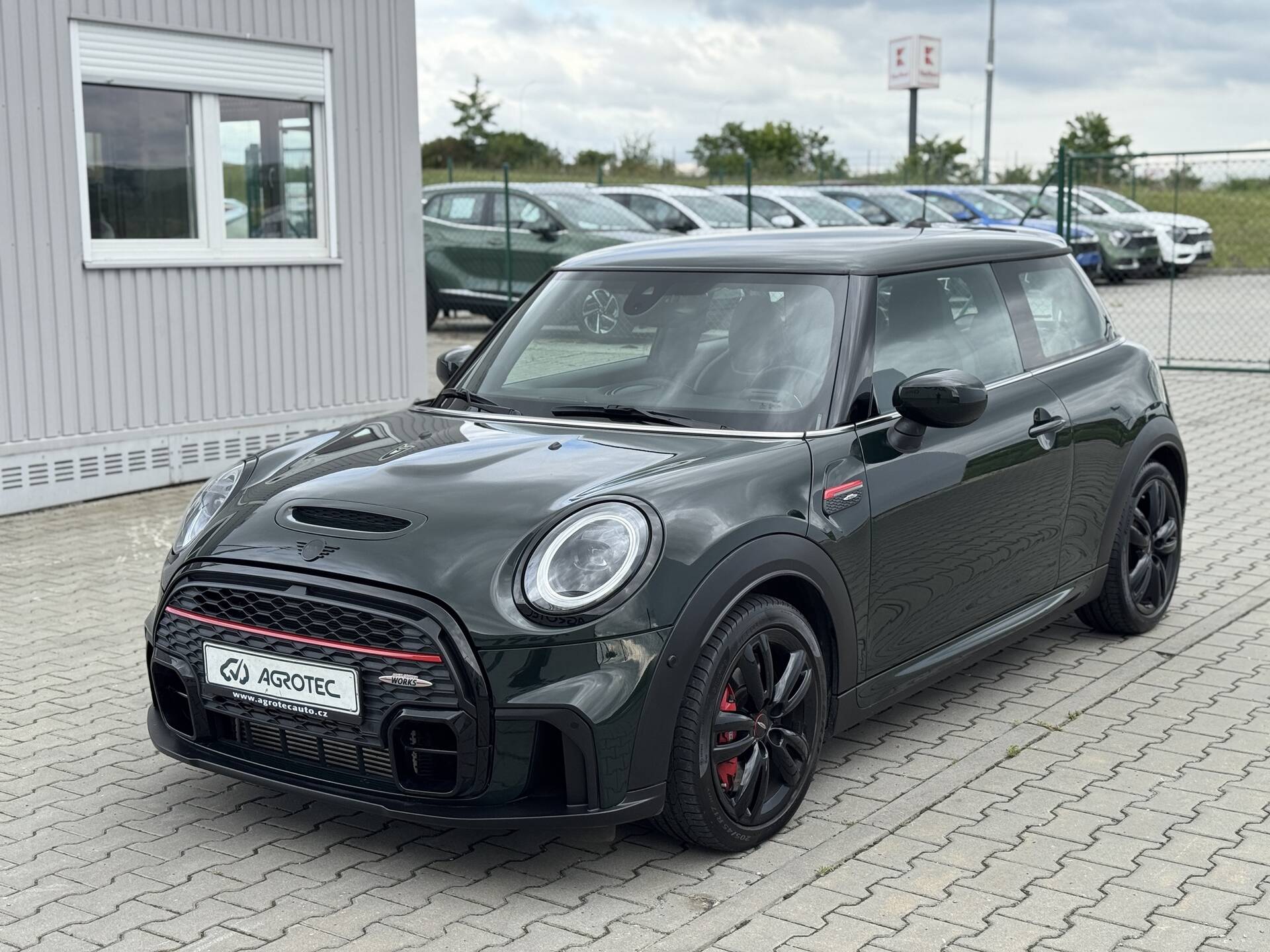 Mini Cooper 2.0 170 kW JCW