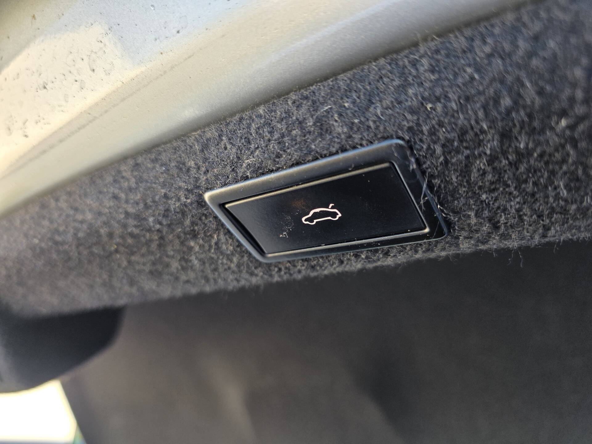 product-gallery-image