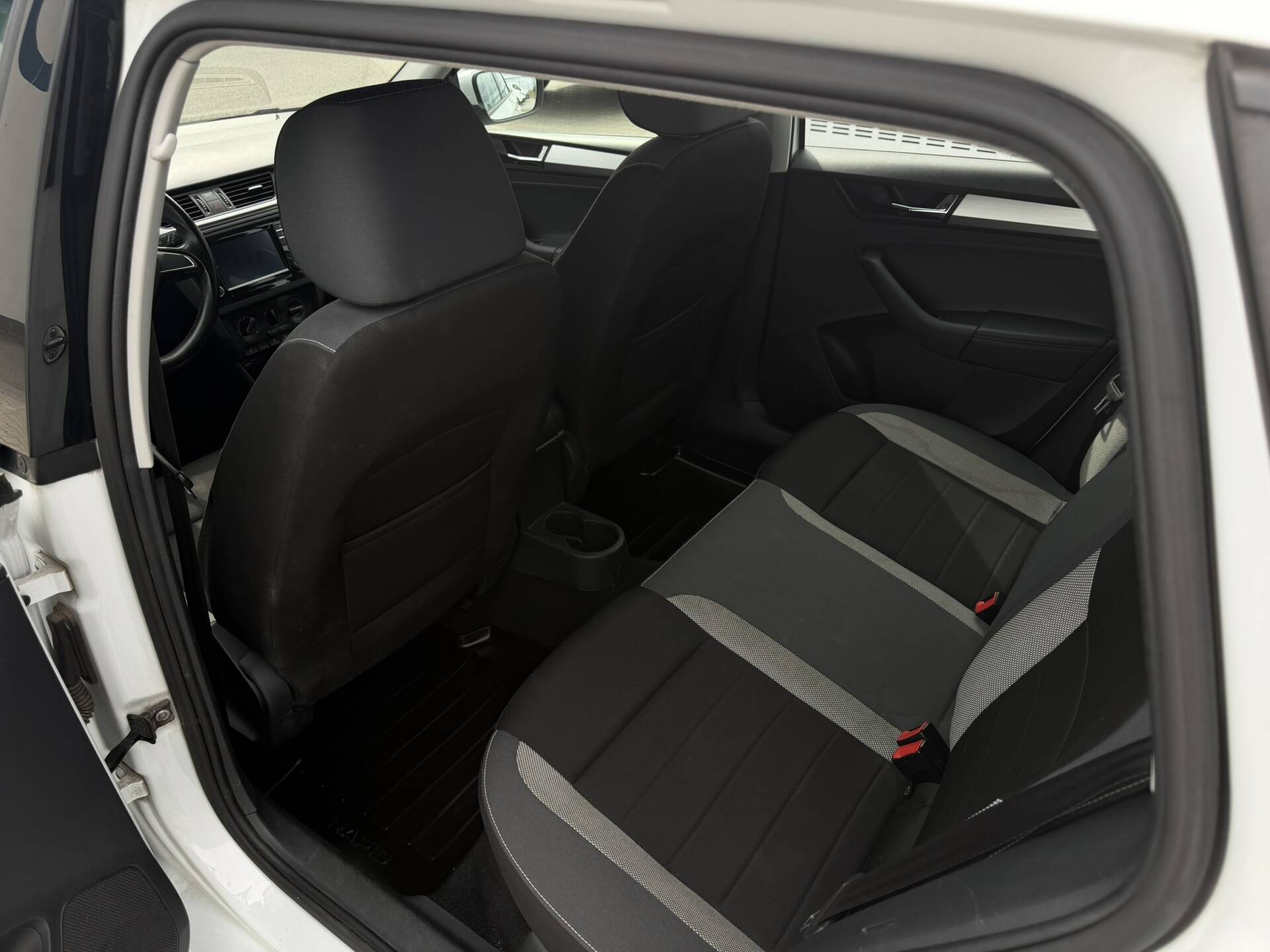 product-gallery-image