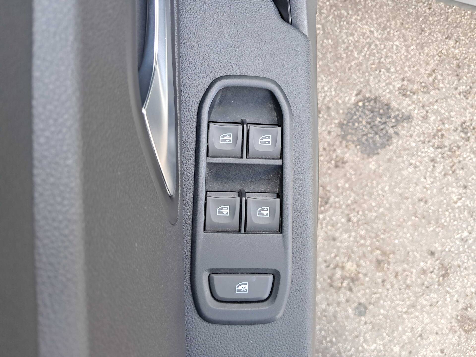 product-gallery-image