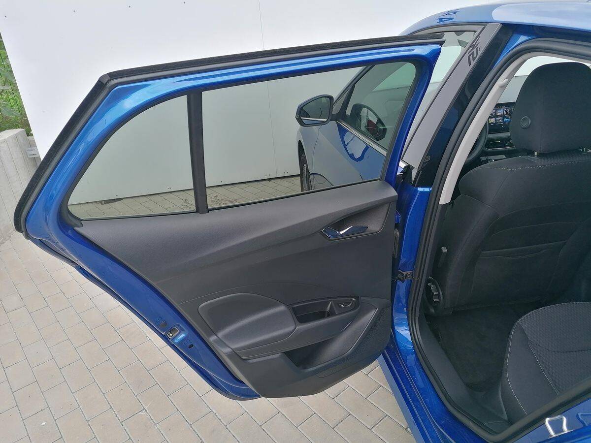 product-gallery-image