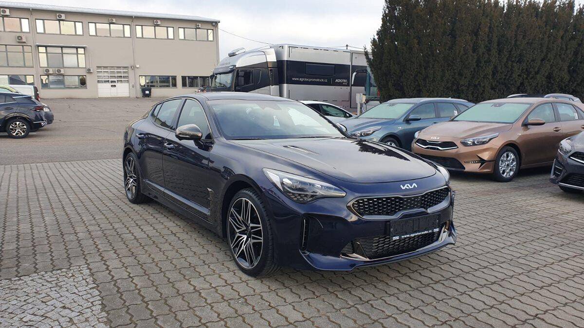 Kia Stinger 3.3 T-GDI 269 kW GT