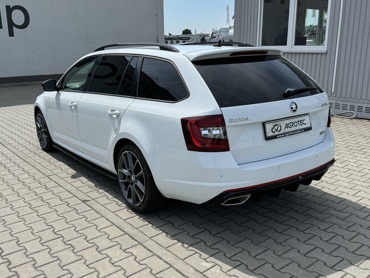 Škoda Octavia 2.0 TDI 135 kW RS DSG