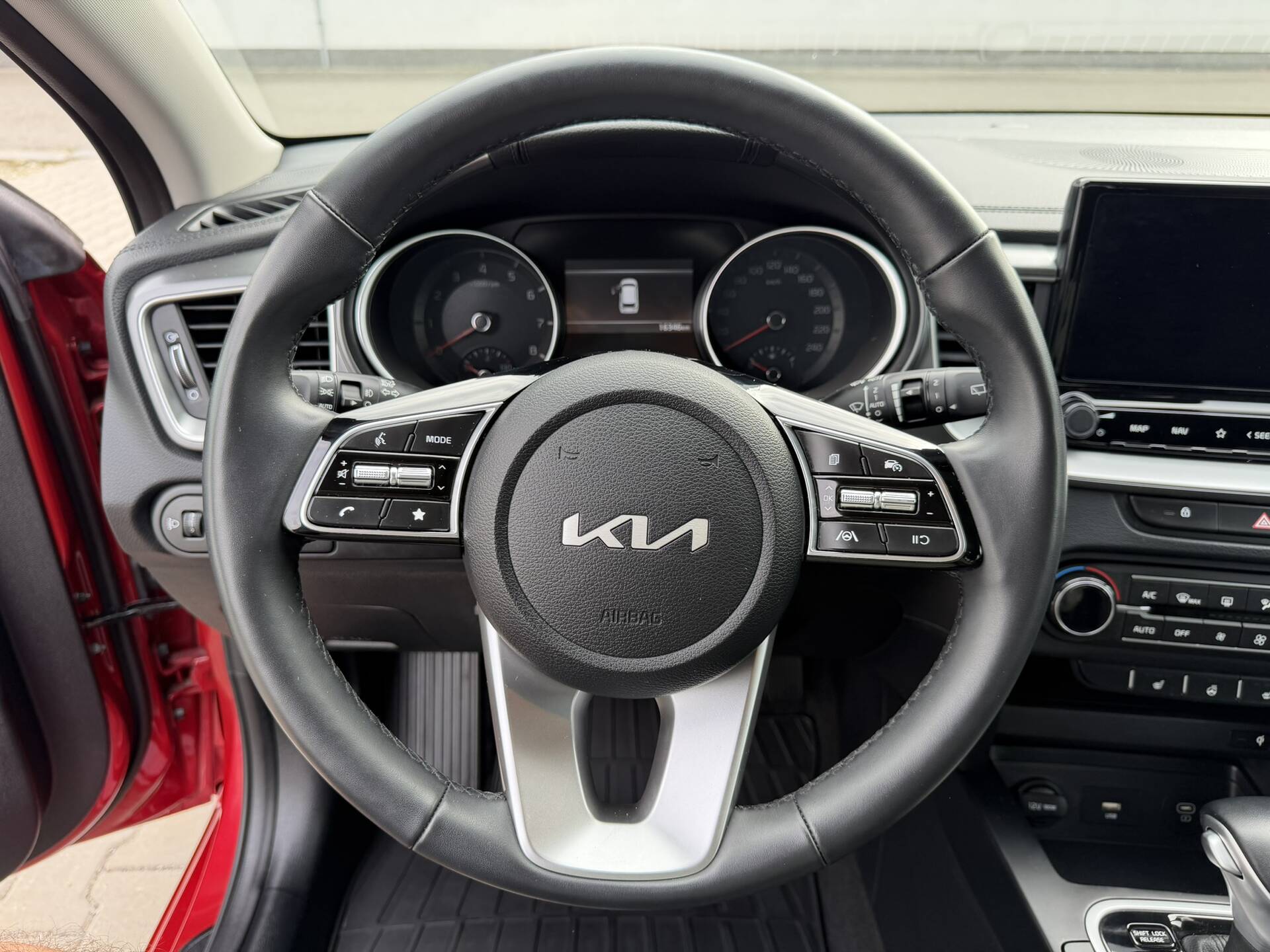 product-gallery-image