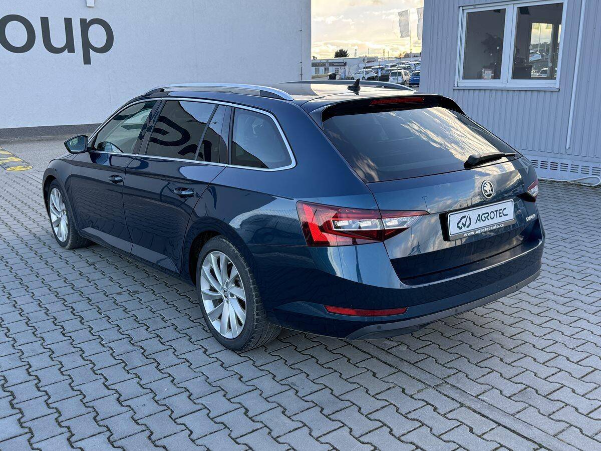 Škoda Superb 2.0 TDI 110kW Style Combi DSG
