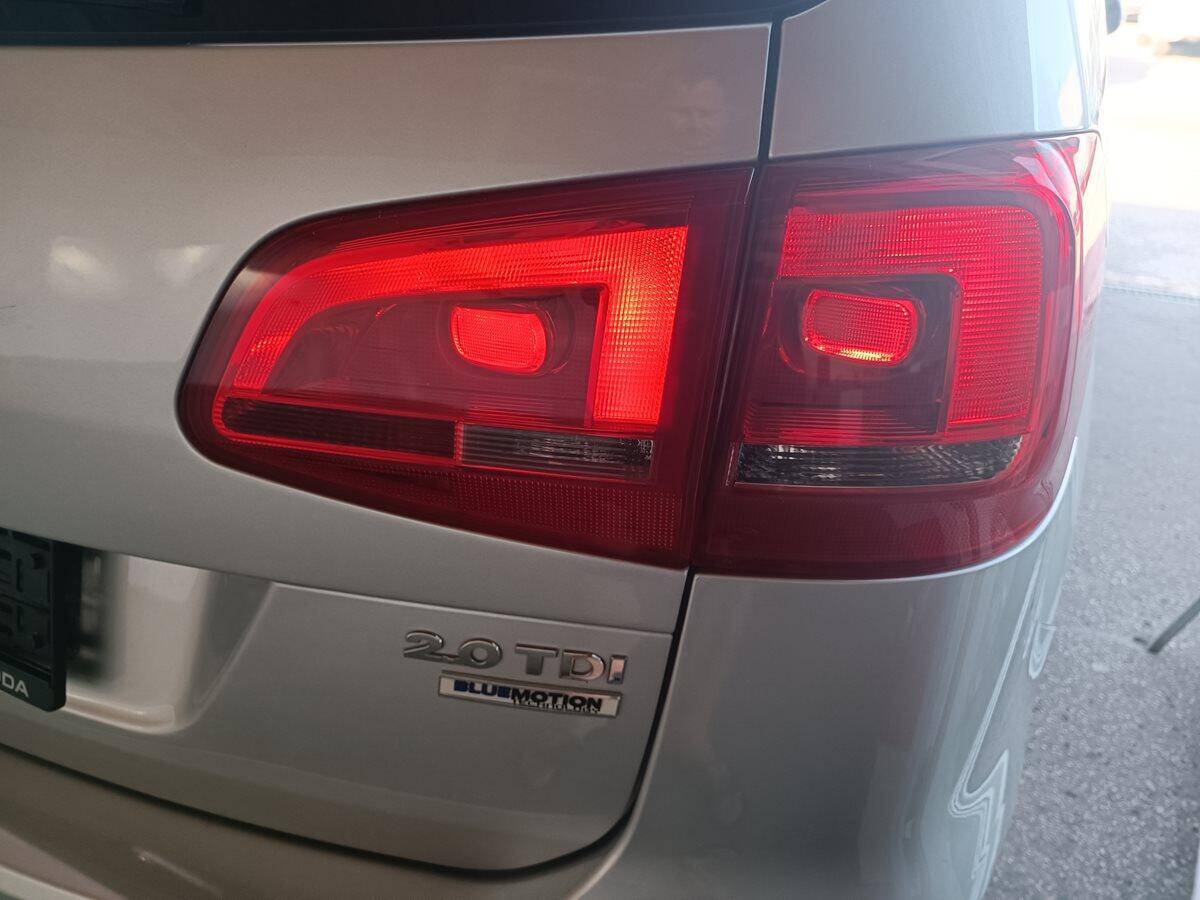 product-gallery-image