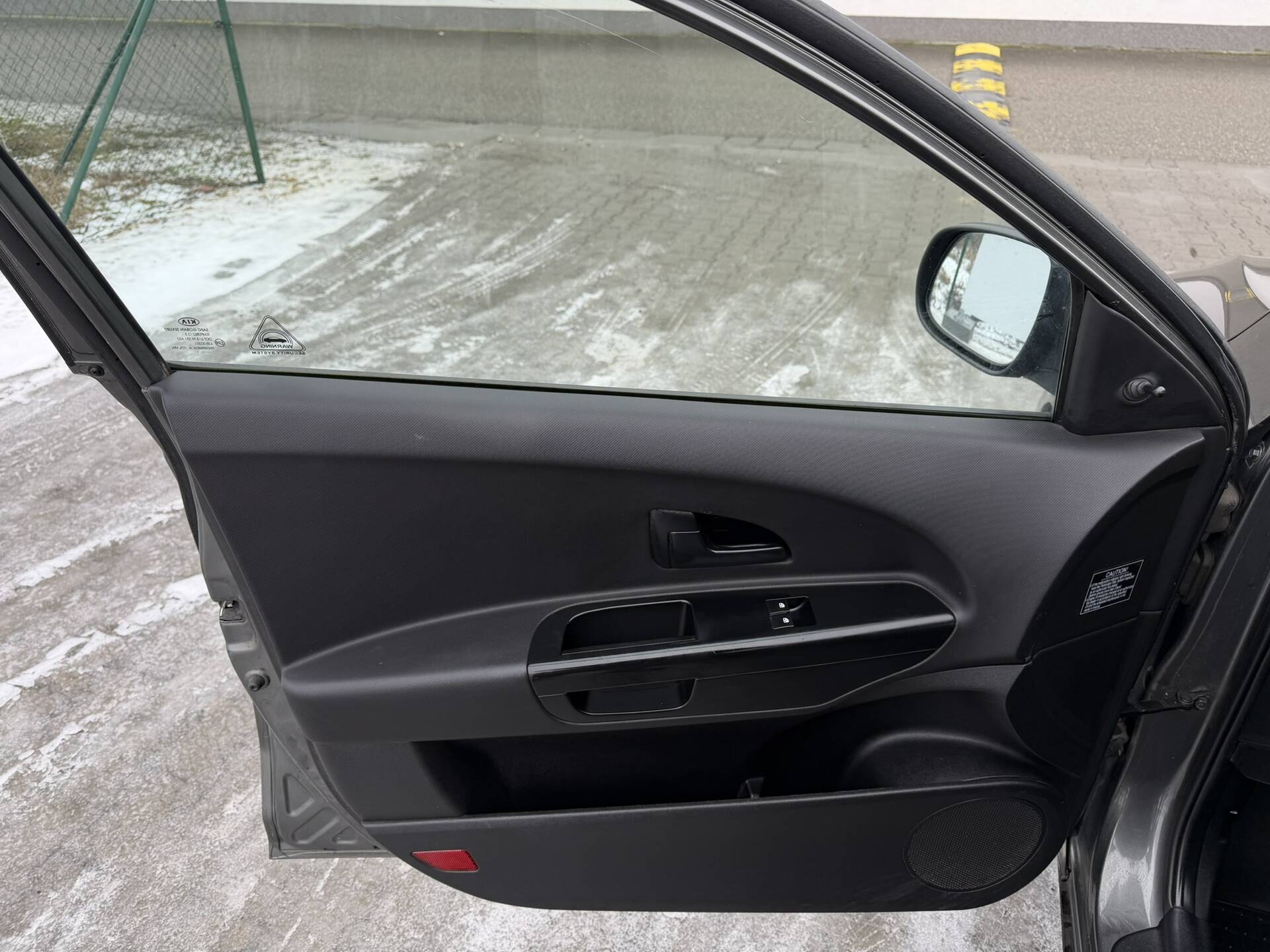 product-gallery-image