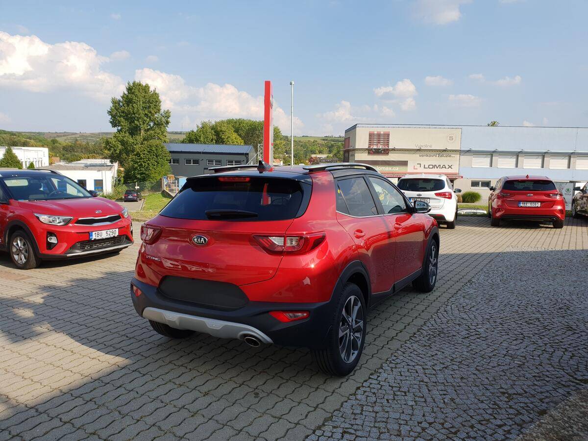 Kia Stonic 1.4 CVVT 74 kW  Premium