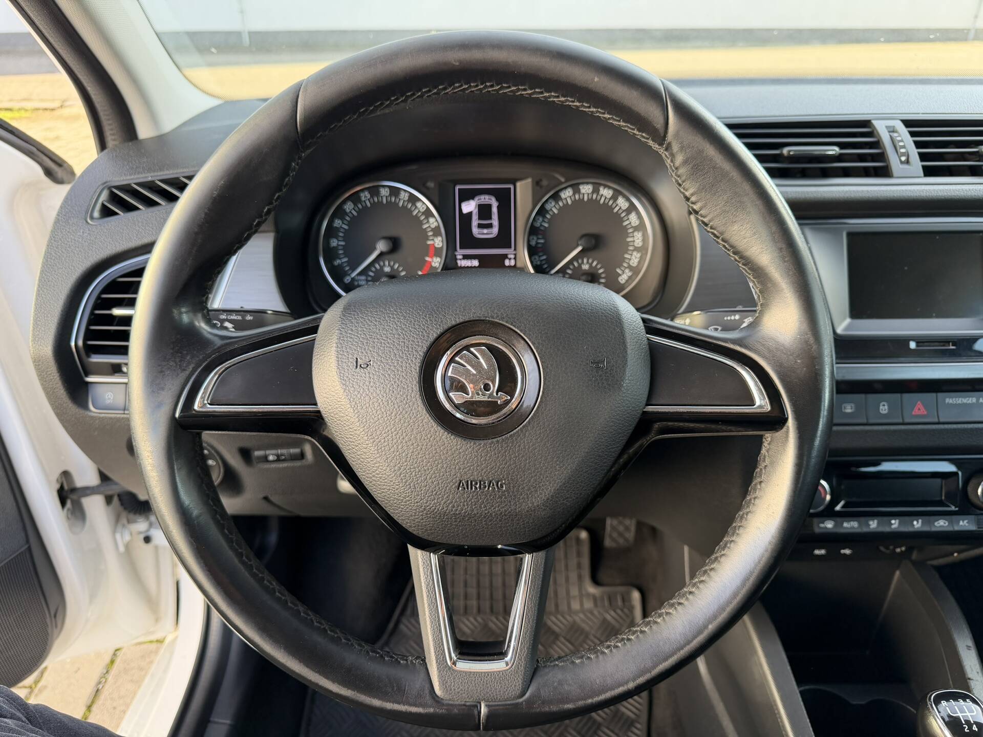 product-gallery-image