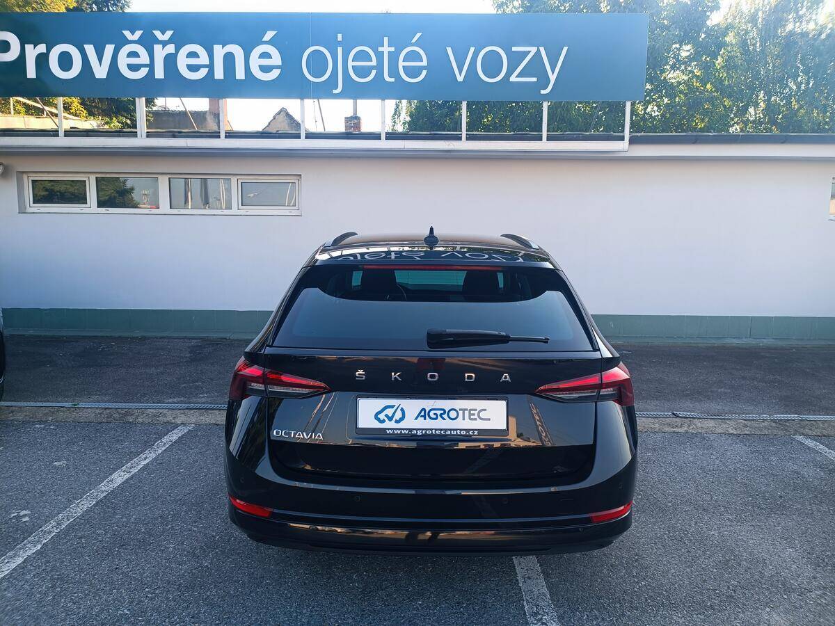 Škoda Octavia 1,5 110kw, Ambition