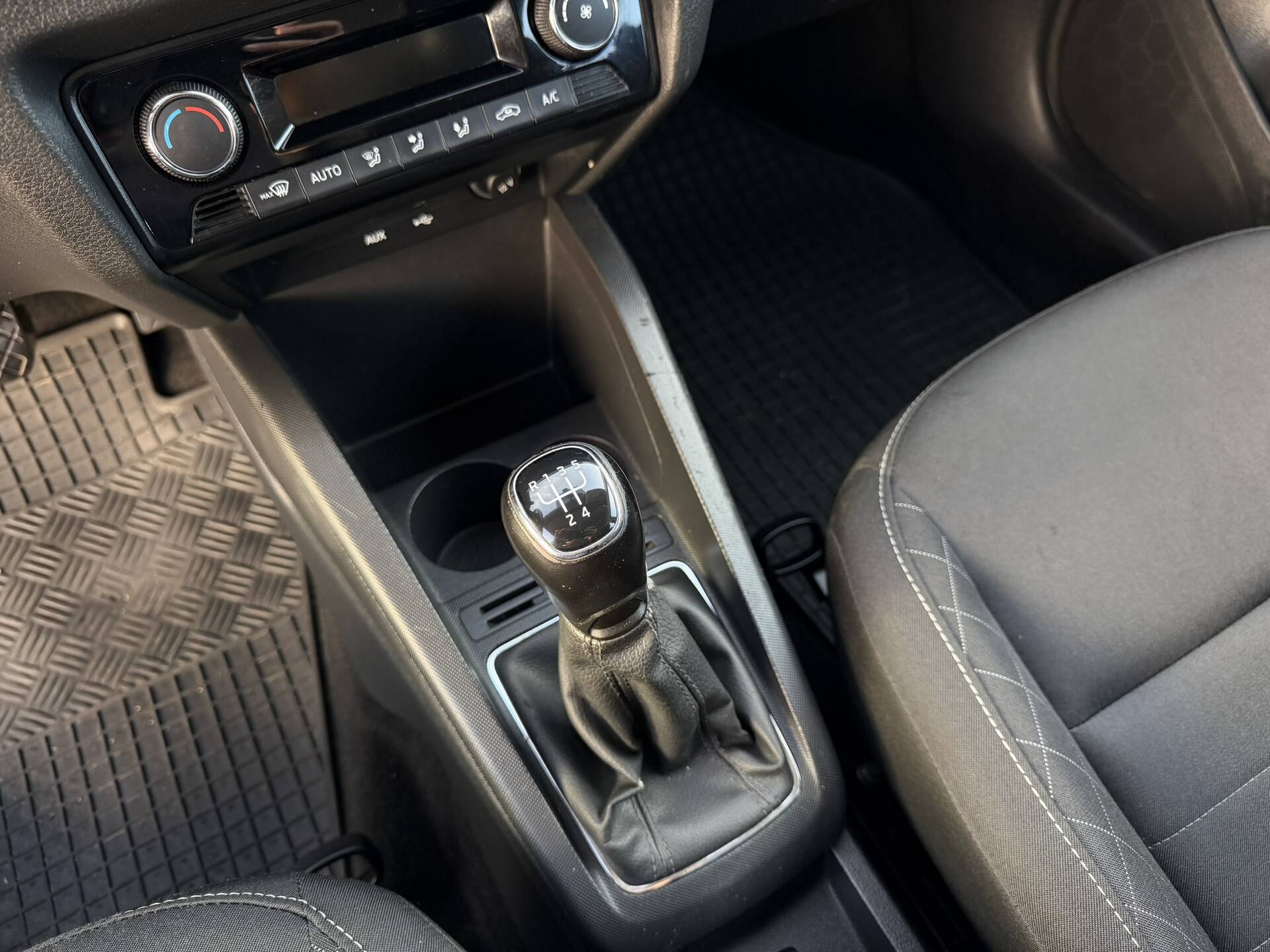 product-gallery-image