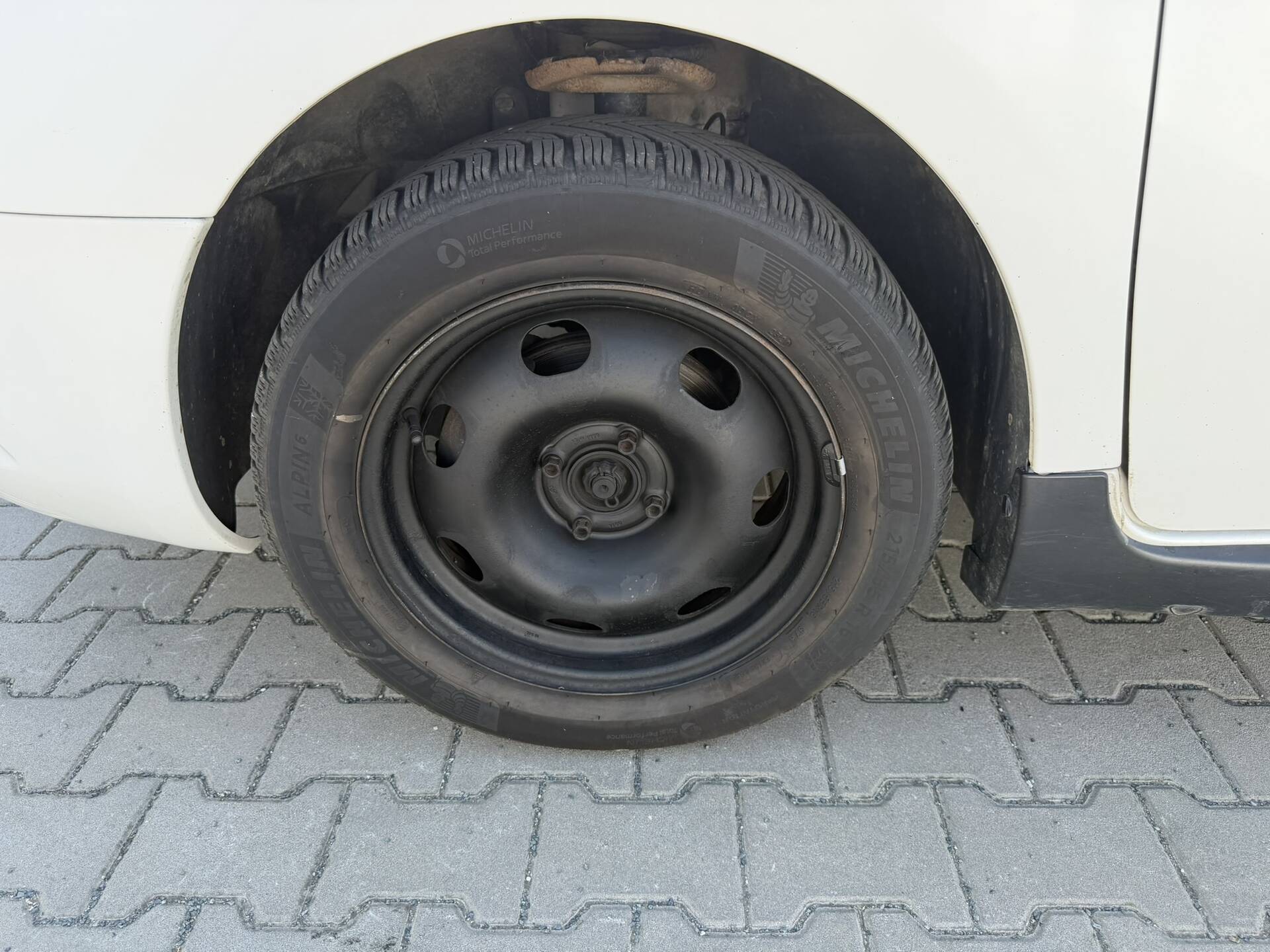 product-gallery-image