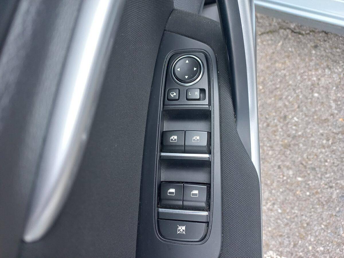product-gallery-image