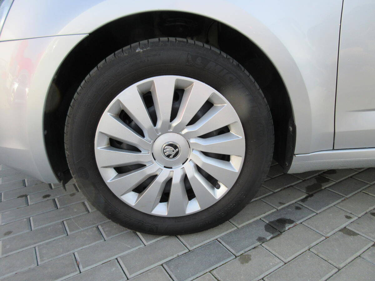 Škoda Octavia 1,4 TSI110kW DSG Combi Ambiti.