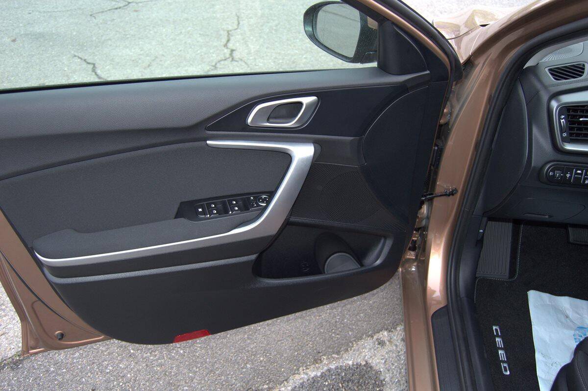product-gallery-image