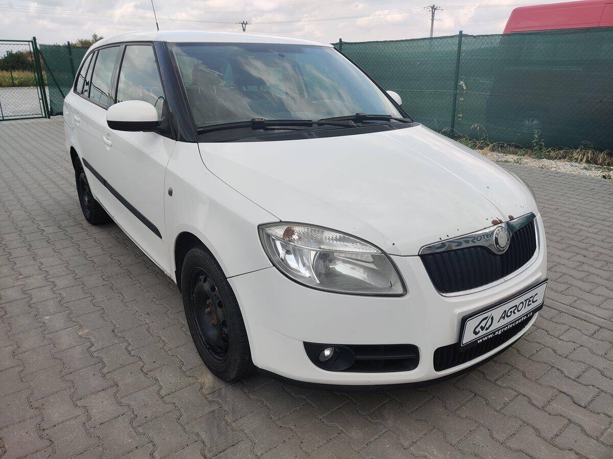 Škoda Fabia 1.2 HTP 51kW Ambiente Combi