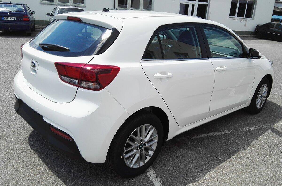 Kia Rio 1.25 CVVT 62 kW  Exclusive