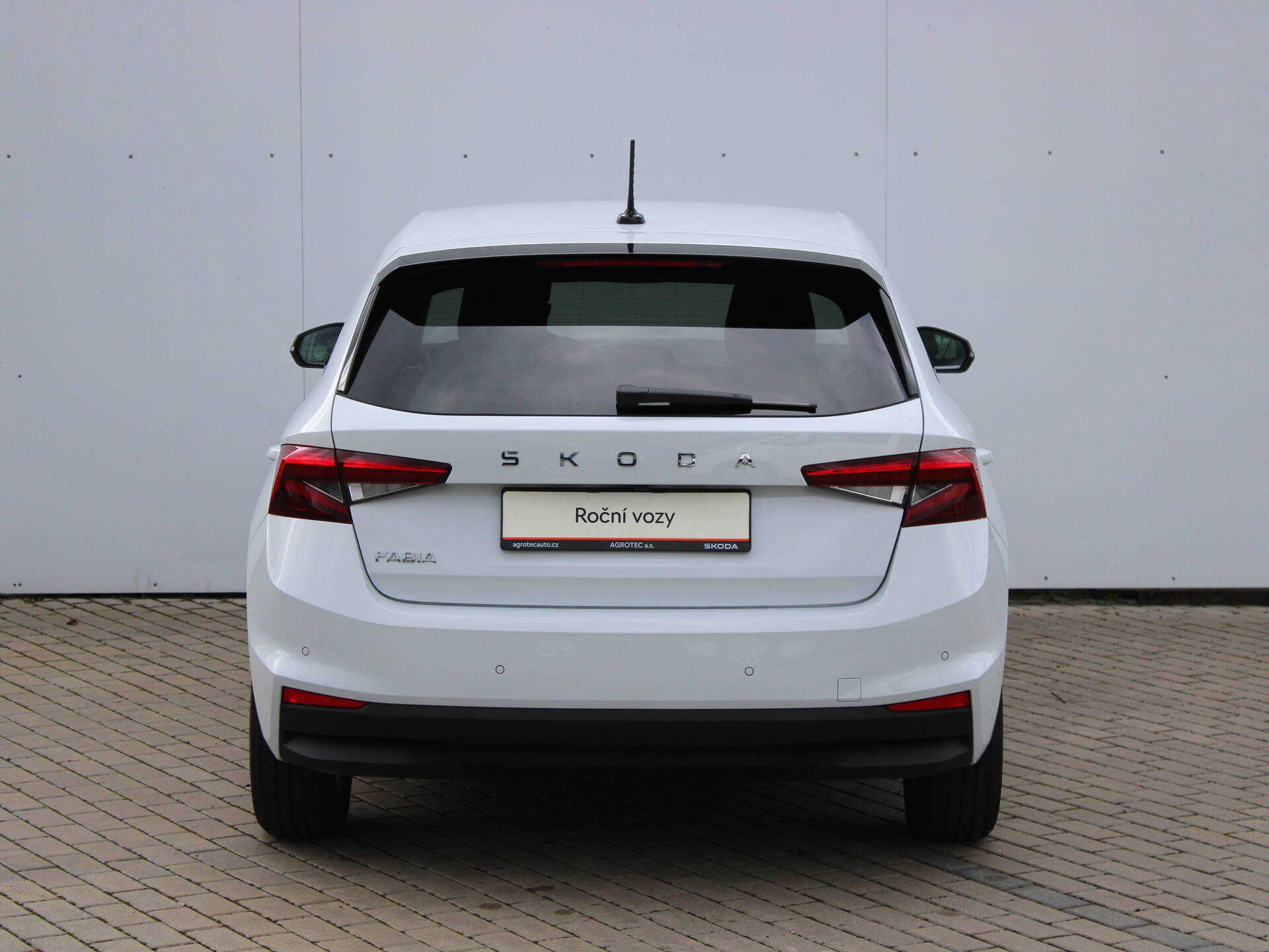 product-gallery-image