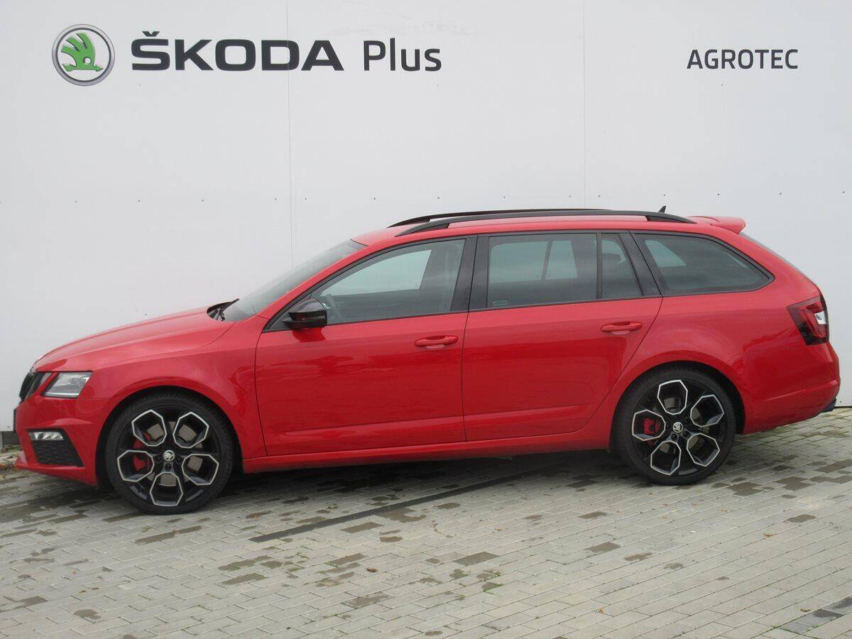 Škoda Octavia 2,0 TSI 180 kW RS245 DSG
