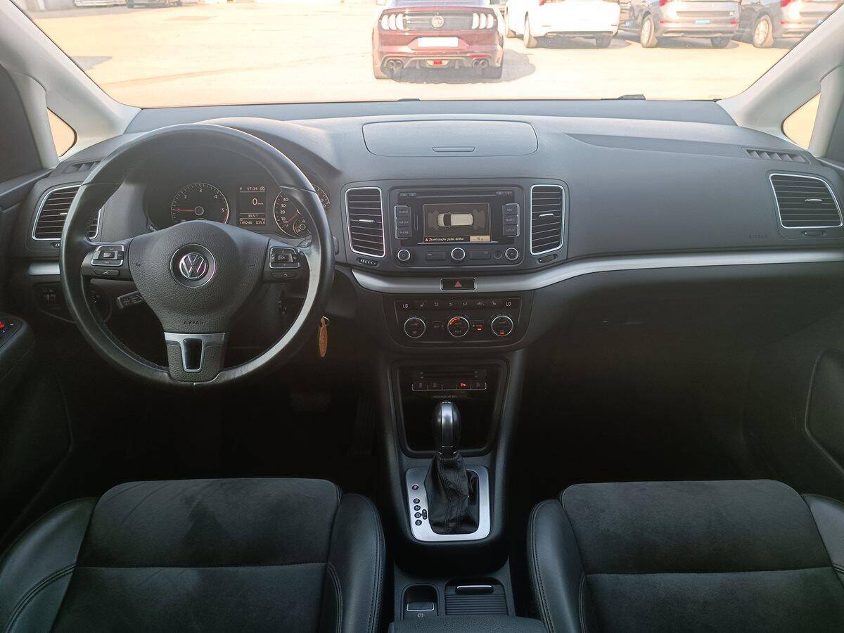 product-gallery-image