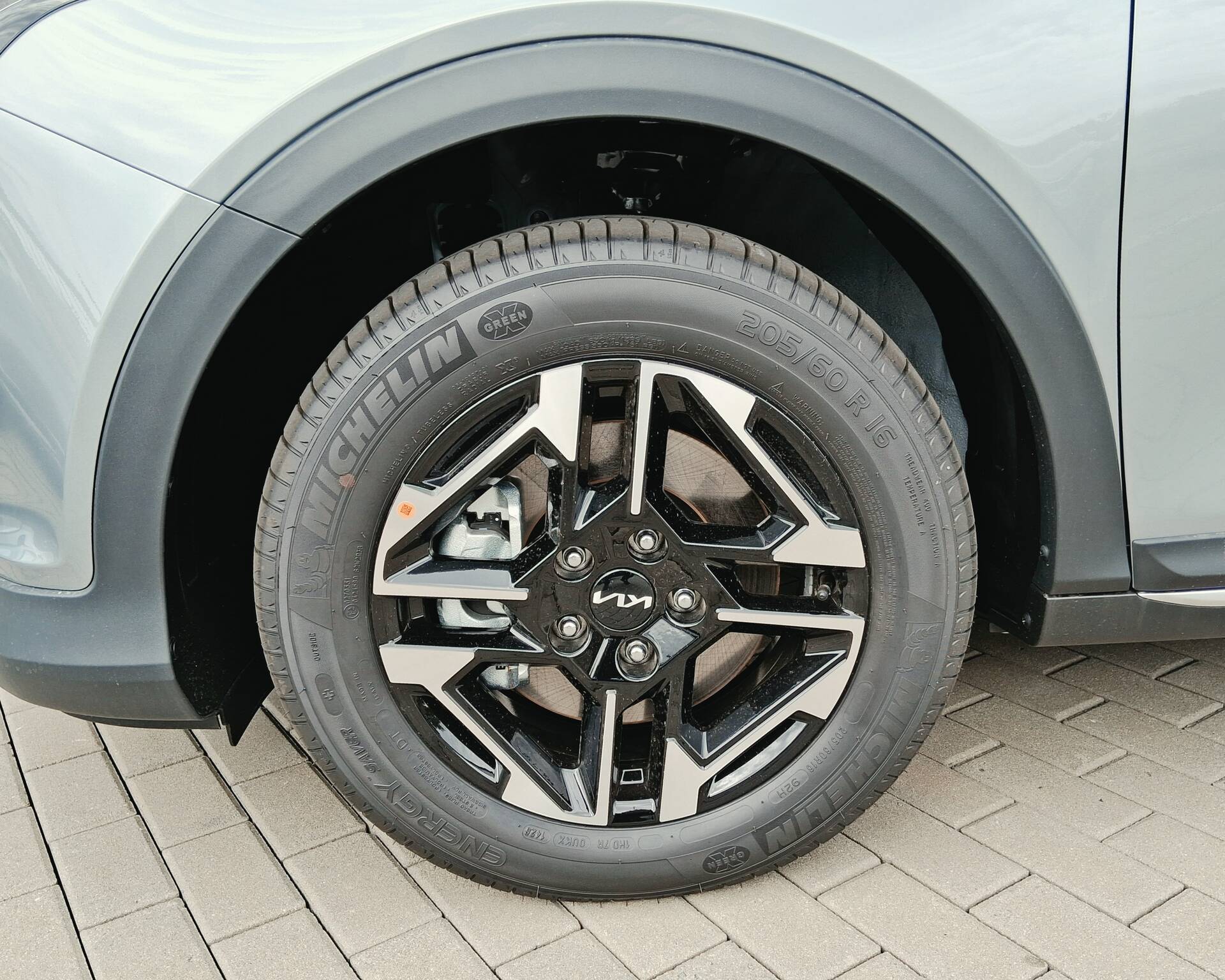 product-gallery-image