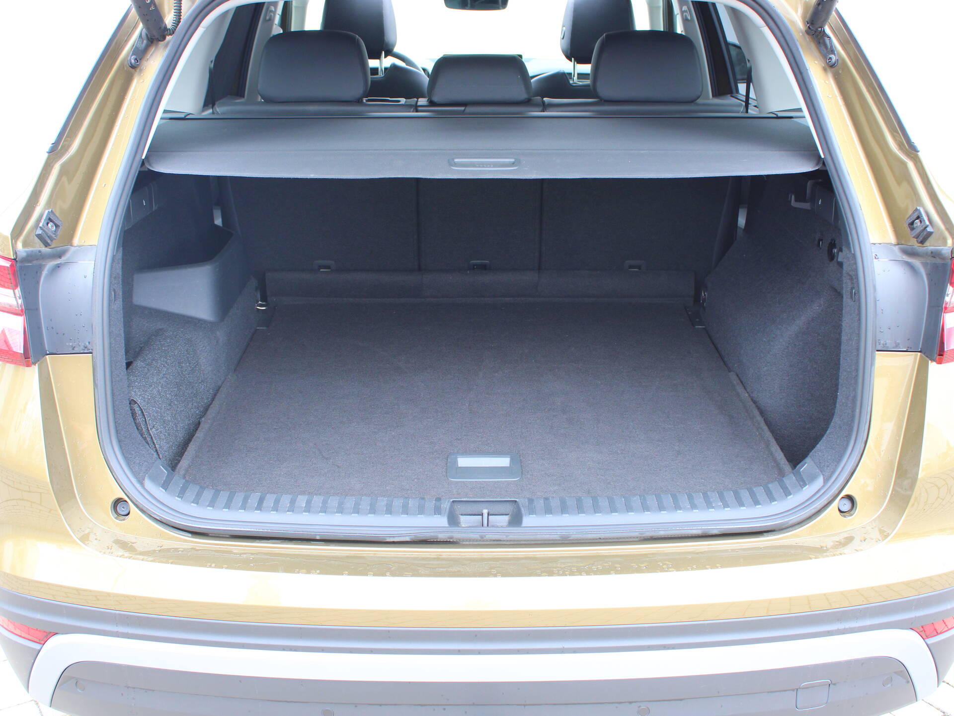 product-gallery-image