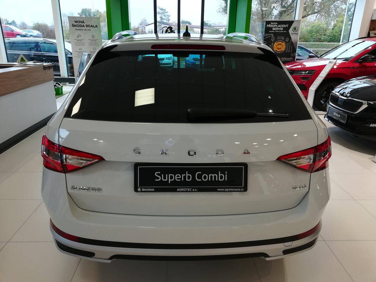 Škoda Superb Combi 2.0 TDI 140 kW Scout