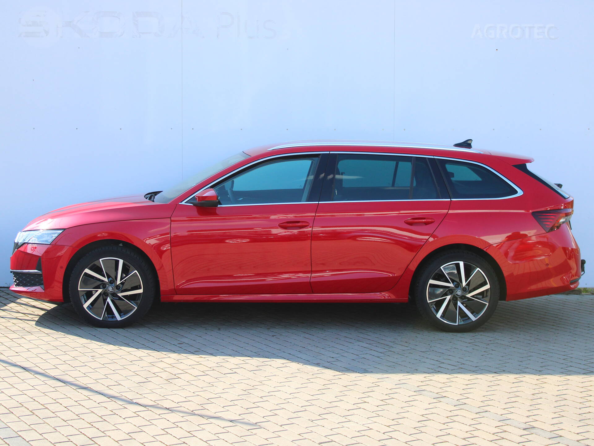 Skoda Octavia 2.0 TDI 110kW Top Selection Combi DSG