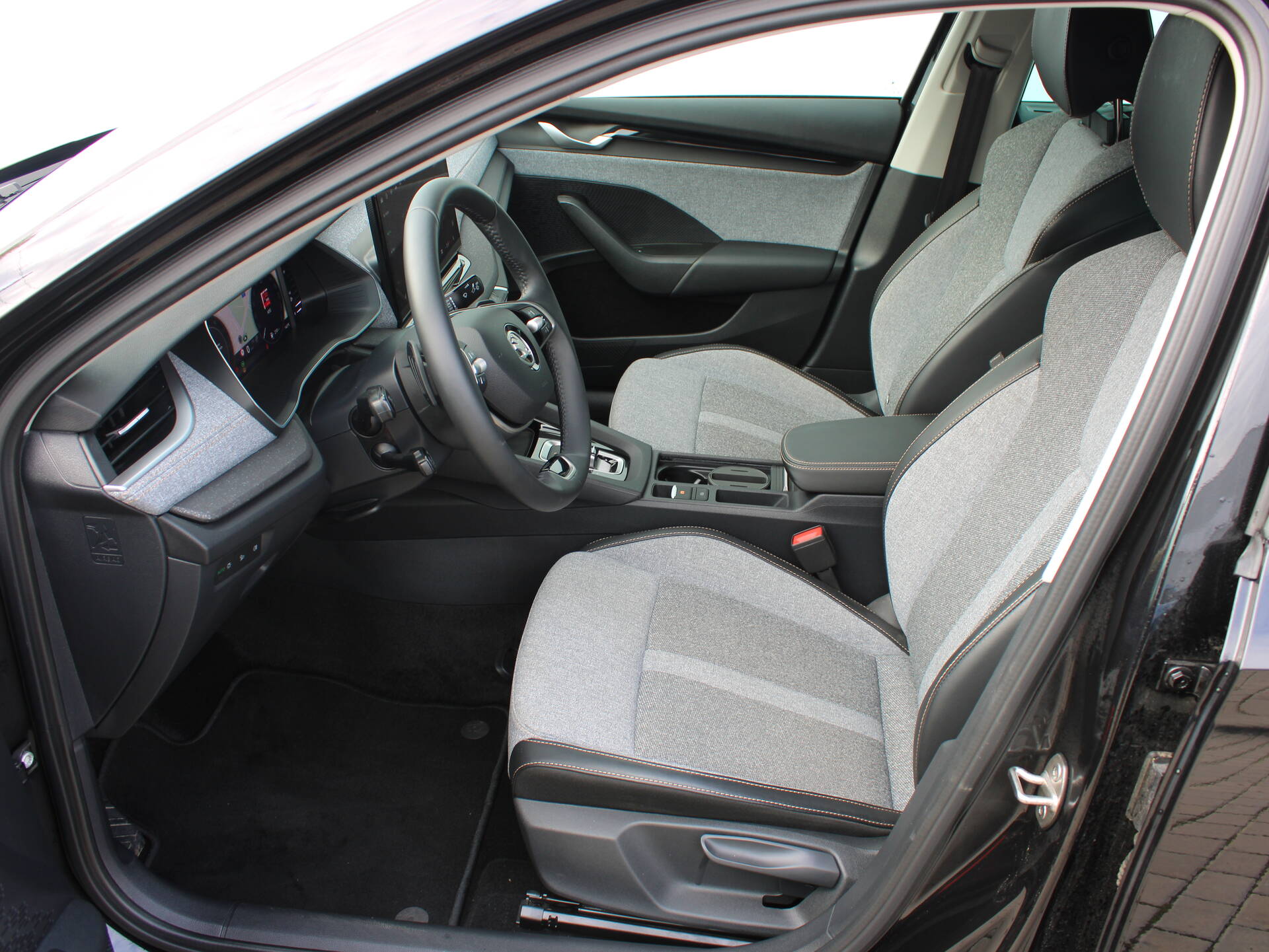 product-gallery-image