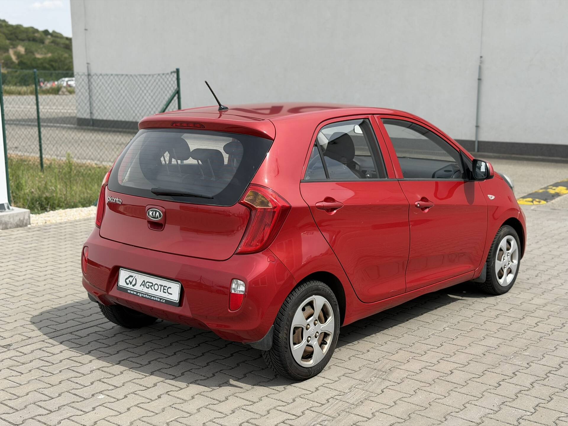 product-gallery-image