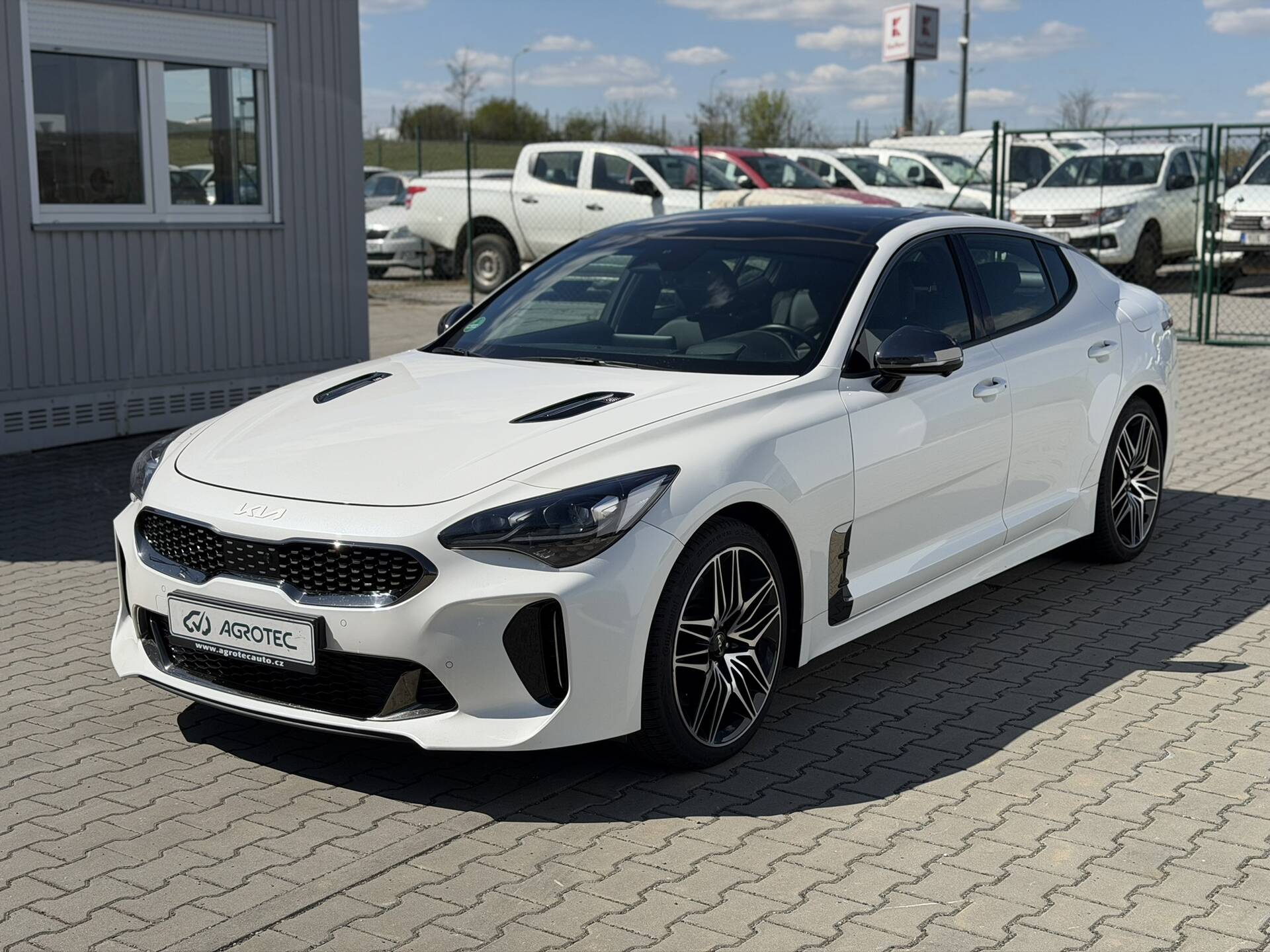 Kia Stinger 3.3T-GDI 269 kW GT 4x4