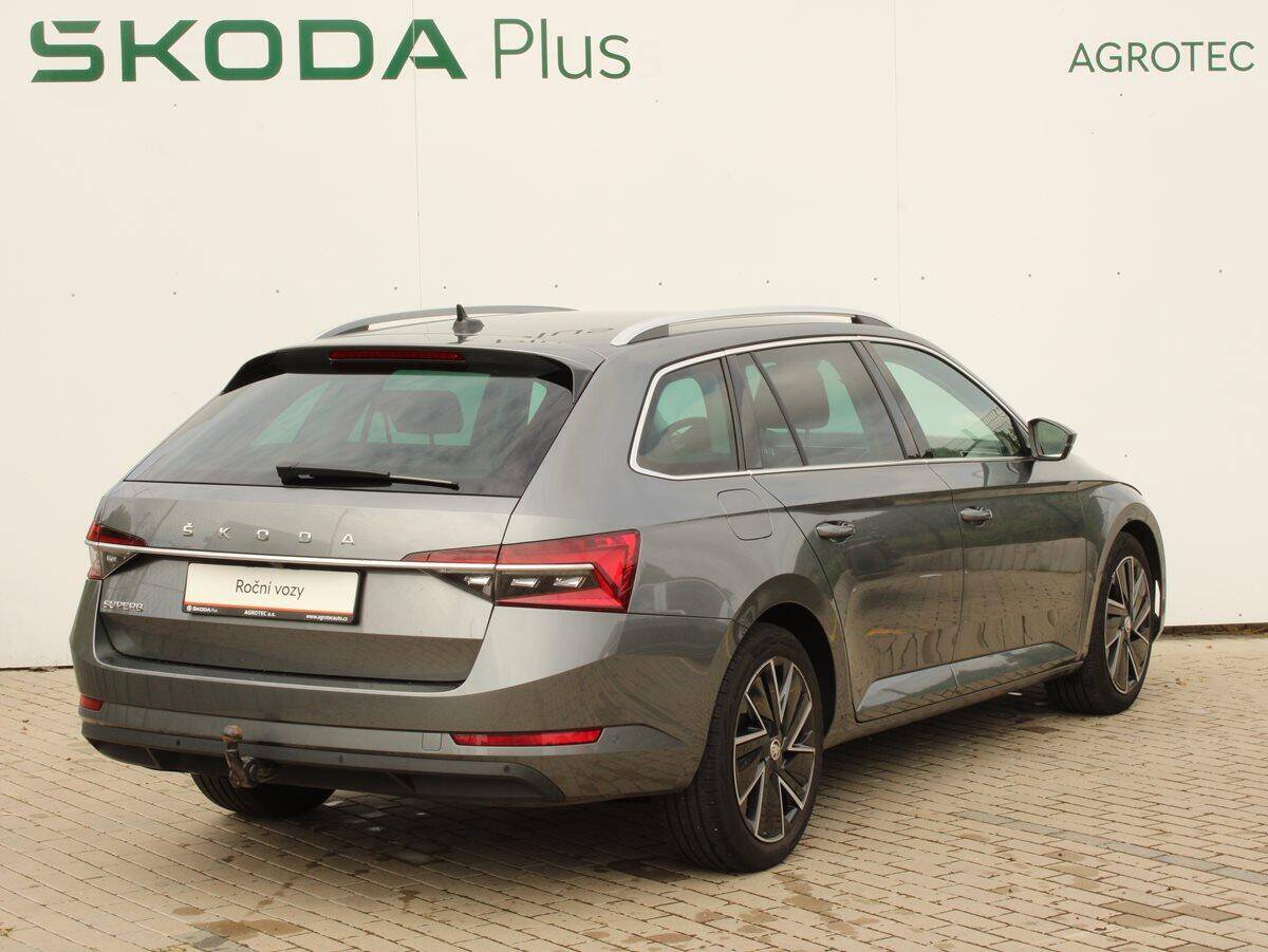 Škoda Superb 2.0 TDI 110kW Style Combi DSG