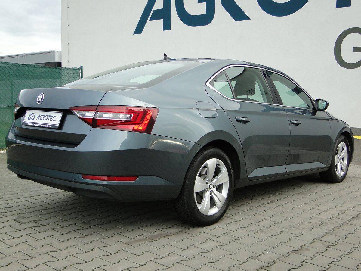 Škoda Superb 2.0 TDI 110kW AMBITION