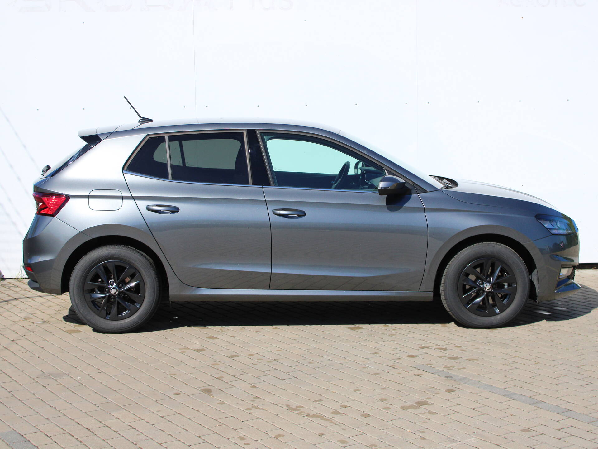 product-gallery-image