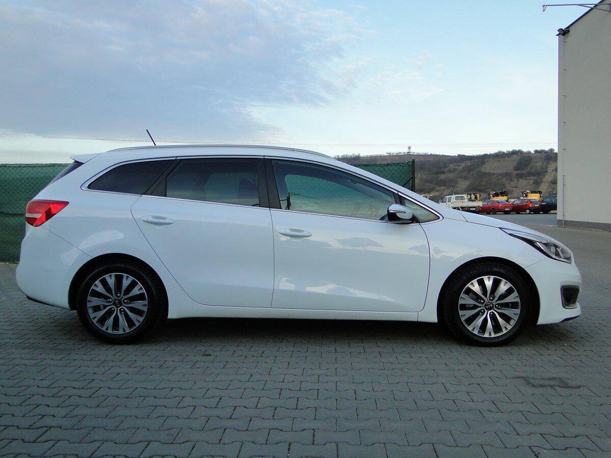 Kia Cee'd 1.6 GDI 99kW EXCLUSIVE
