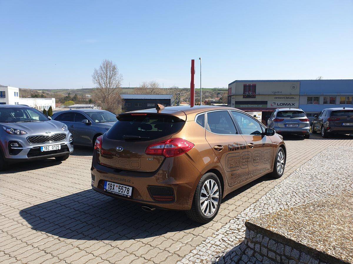 Kia Cee'd 1.6 CRDi 100 kW TOP
